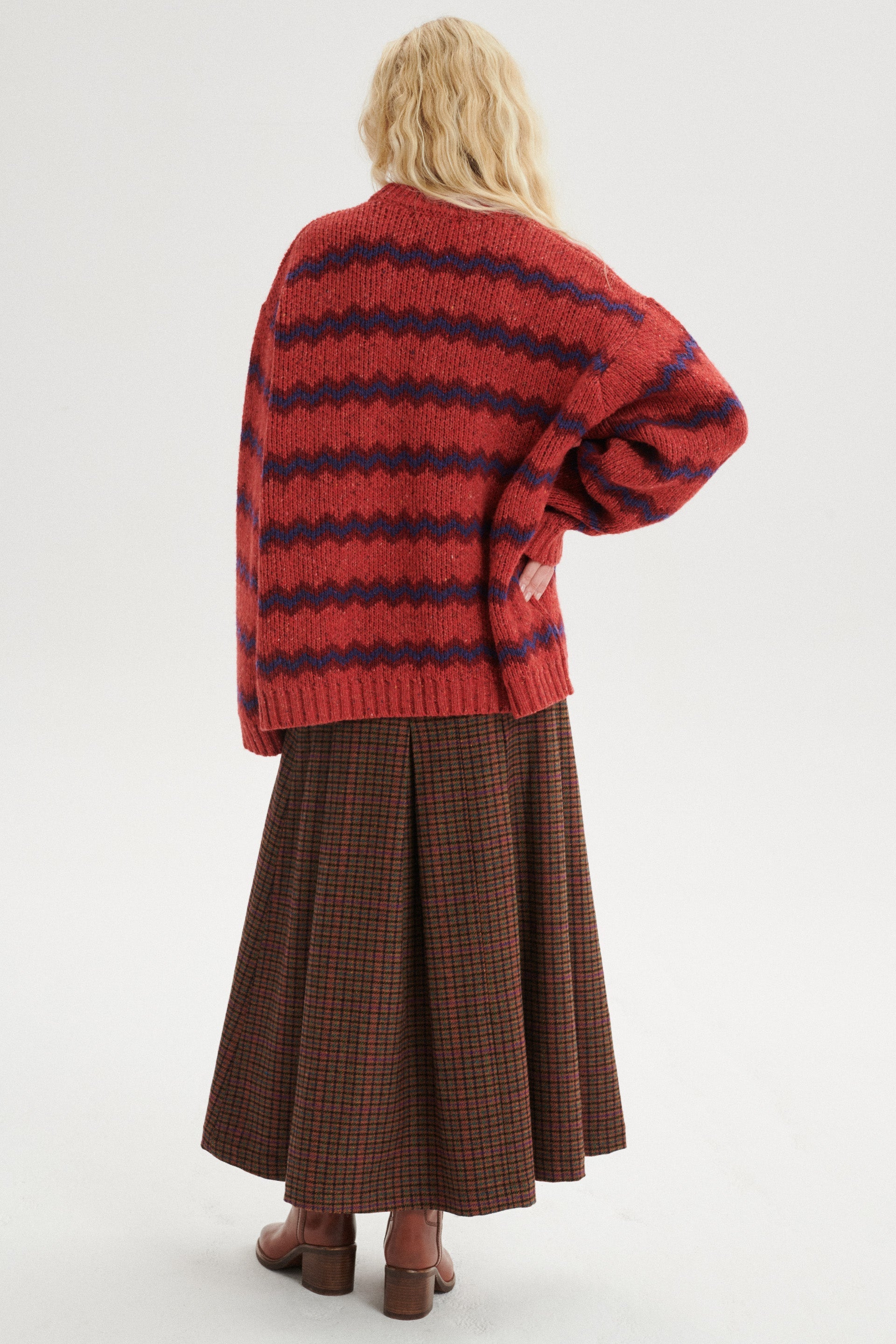 Ari Spódnica dopasowana z zaszewkami modelującymi