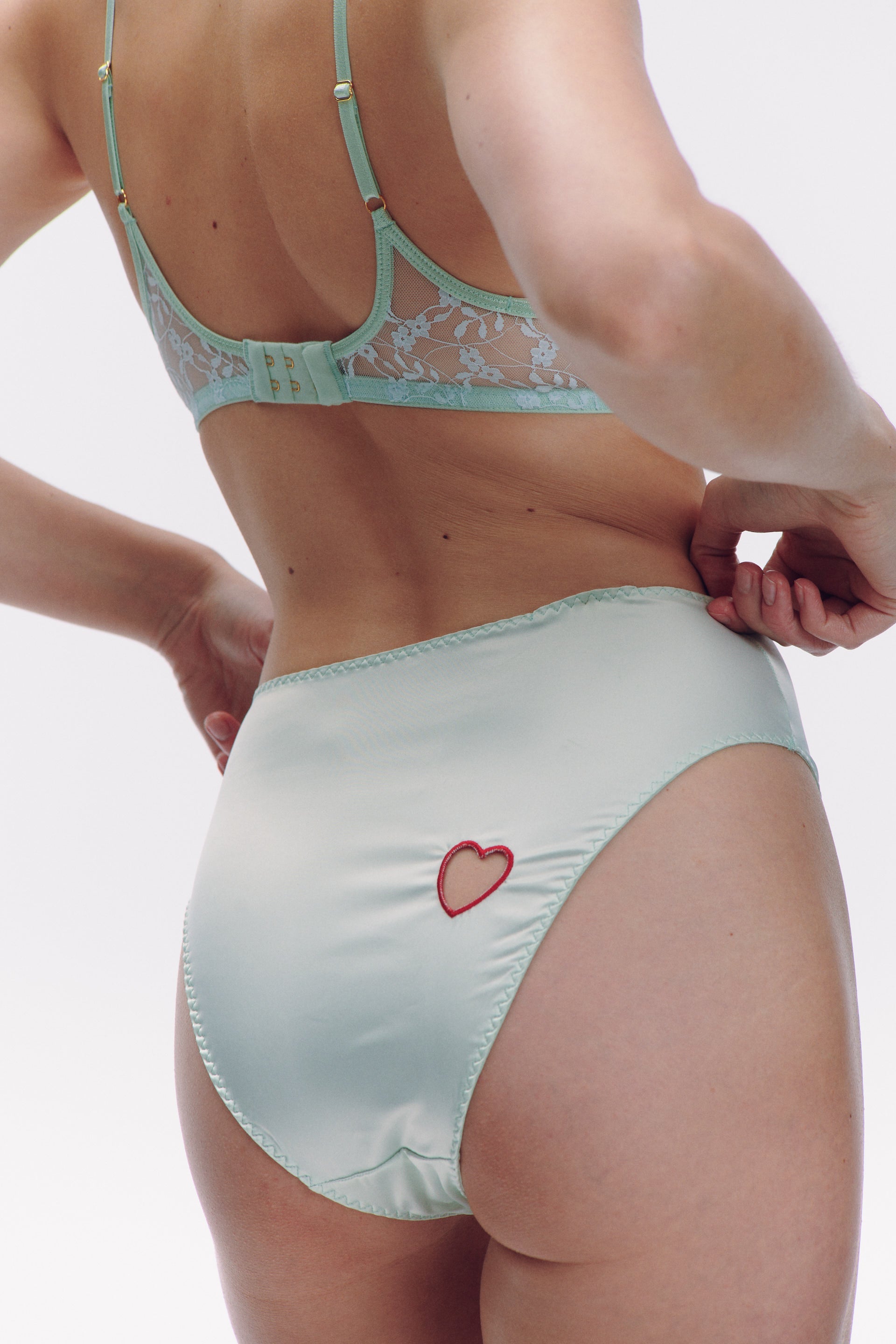 MENTHE figi satynowe z wysokim stanem